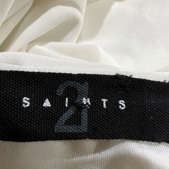 21 Saints Twisted Front Ivory Long Sleeve Top - Picture 11 of 11
